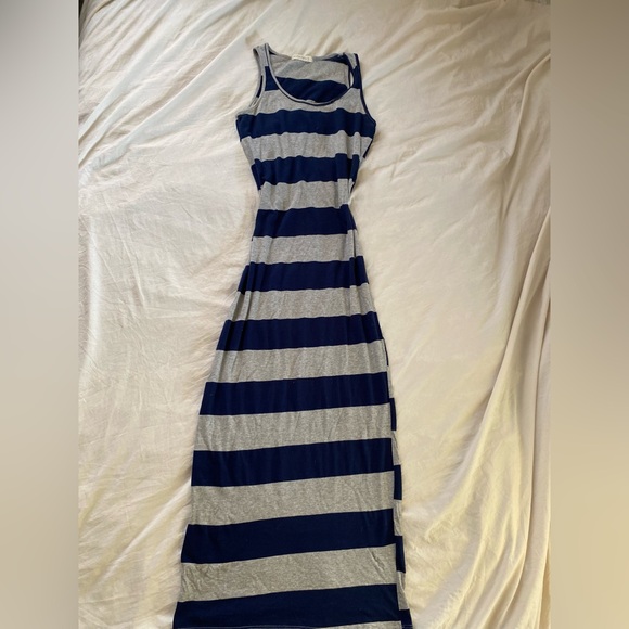 Chic Blue and Gray Sleeveless Maxi Dress - Picture 1 of 6